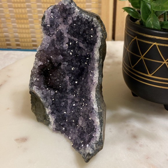 Amethyst Geode Crystal Decor - Picture 6 of 7
